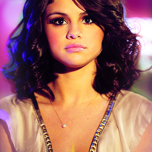 Selena (796)