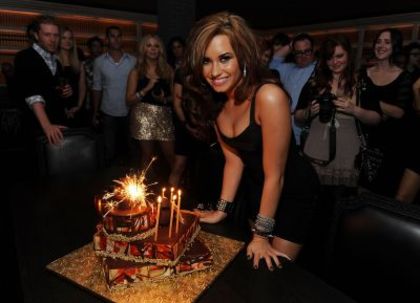 Demi\'s 18th Birthday Party (3)