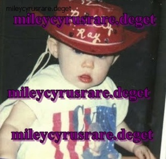 hahahaha look at my hat billy ray cyrus - a very rare pics with miley when she was a little girl