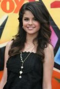 0 x - 26 . o8 . 2oo7 - x 0 (27) - Selena Gomez Award Shows 2OO7 August Teen Choice Awards