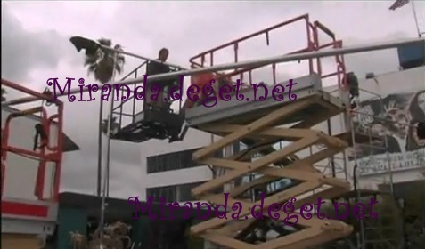 Stunts10 - iCarly Behind the Scenes - Stunts