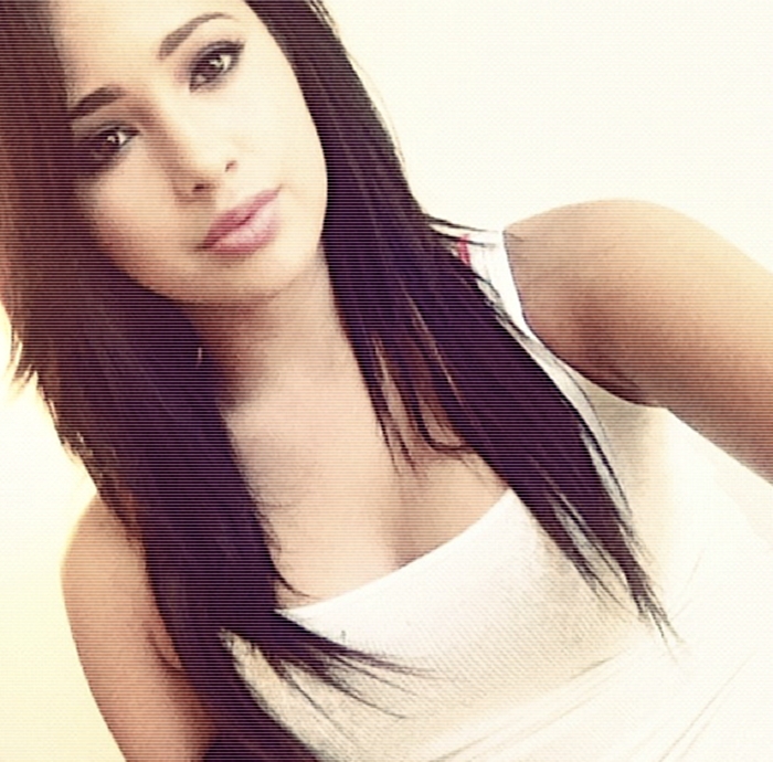 Jasmine Villegas. (275)