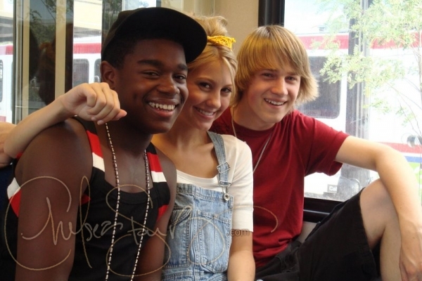 Dexter Darden, me and Jason Dolley - On the set of Minutemen