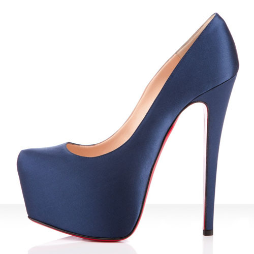 850 QR - Christian Louboutin products