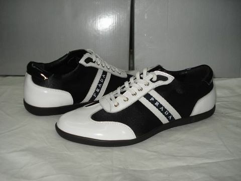 123 (99) - Prada shoes