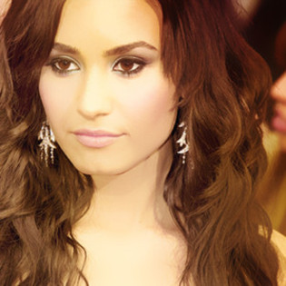 thing.25692925.l - Xx_Demii Lovato