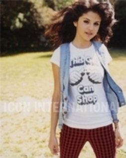 Selly Gomez is my angel (851) - Some pics with Selena