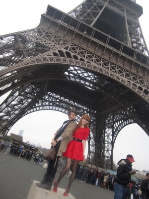 EIFFEL TOWER!!!!!<3