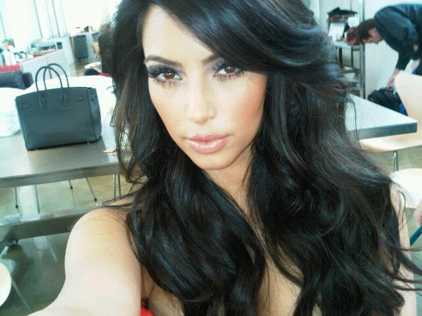 266429468 - x - Kim Kardashian - x