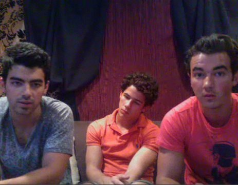 Jonas Brothers Live Chat (11) - Jonas Brothers Live Chat