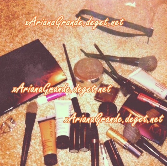 Look what`s in my makeup bag