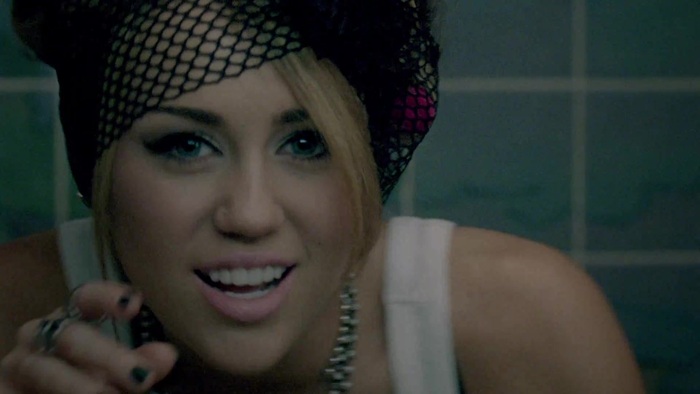 Miley Cyrus - Who Owns My Heart 0311