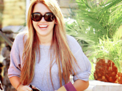 Everything for DestinyHopeRayCyrus - 220 - Photos