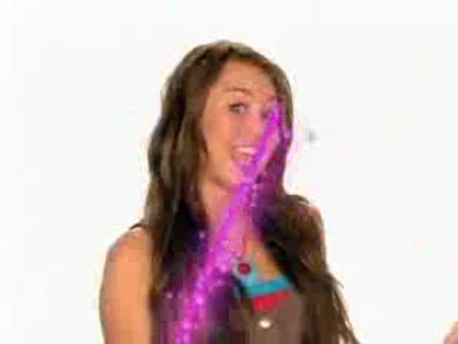 Miley Cyrus Disney Channels Intro October 11. 2008 (subscribe YouTube) 0455