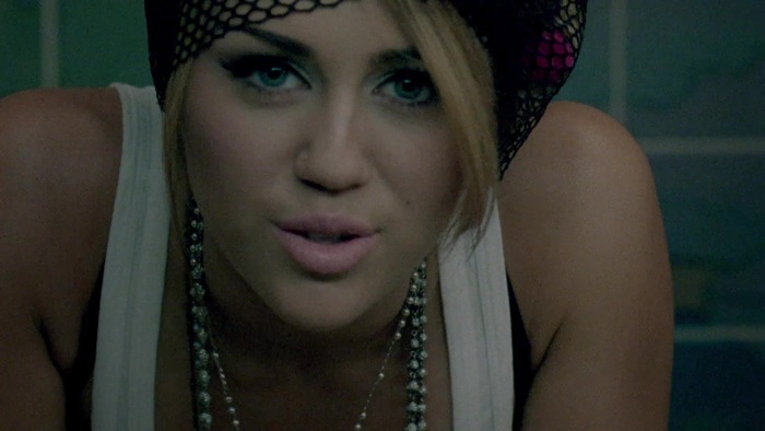 Miley Cyrus - Who Owns My Heart 0248