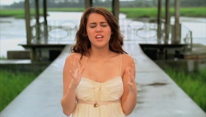 Miley Cyrus When I Look At You  screencaptures 03 (39)