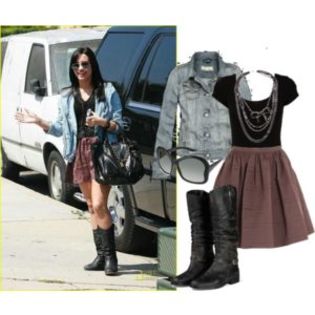  - 0-Demi Lovato Clothes Style