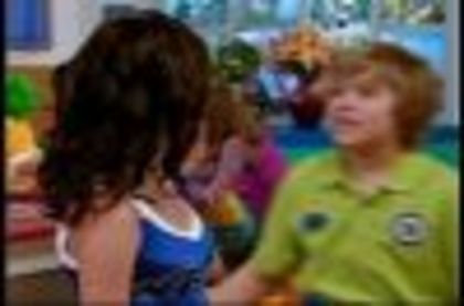 selena gomez in the suite life on deck (10)