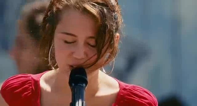 miley ray cyrus (9) - miley cyrus in hannah montana the movie singing the climb