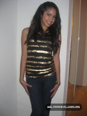 Jasmine Villegas Personal Photos (63)