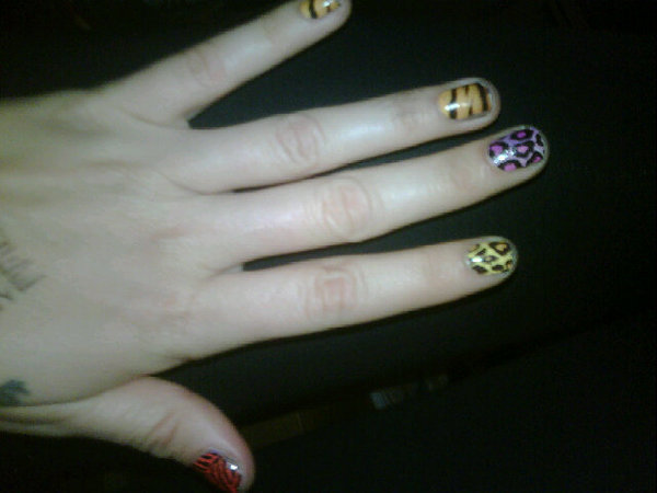 My nails 3 - 0 My nailssss