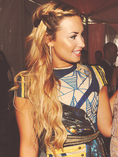 only Demi’s fabulousness