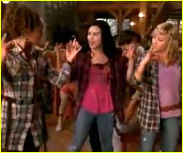demi-lovato-cant-back-down - camp rock 2 can t back down