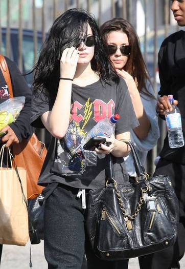 9 - Leaving a Class in North Hollywood - November 6th 2009