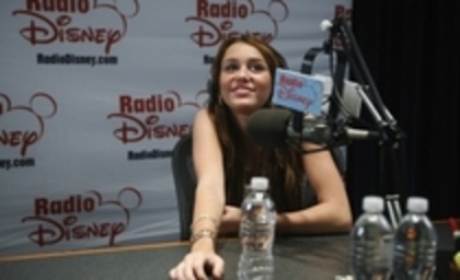 radio 4 - 0 Radio Disney