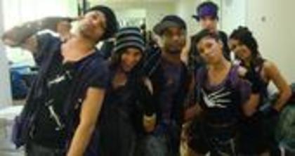 theyre like familly! mykey, me, cory, ash, ryan, and jen