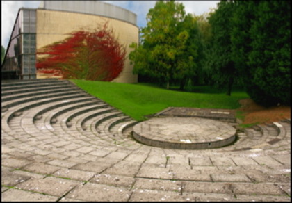 Amphitheatre - Carmel College