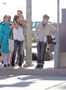 31454160_IMDYFEKNI - X Selena Gomez and Justin Bieber at the Santa Monica Pier