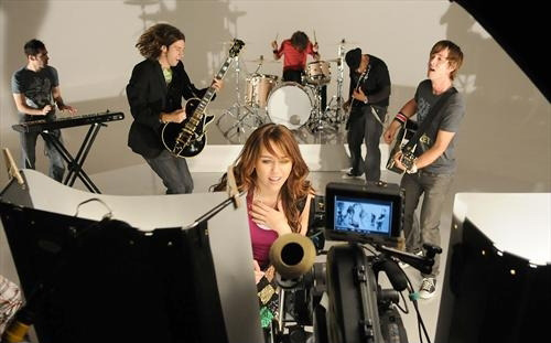 miley-cyrus_COM-7things-musicvideo-filming-2008jun2-079 - A part of my pics with Miley