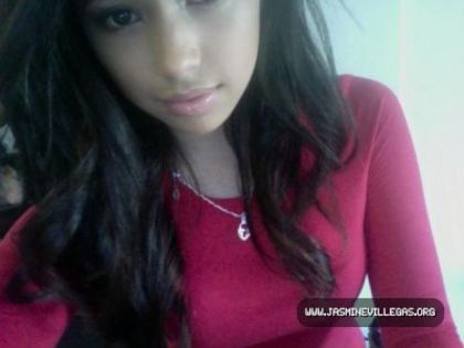 Jasmine Villegas Personal Photos (42)