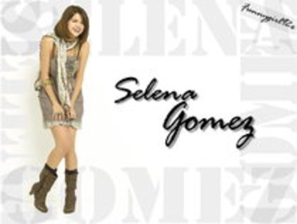 XZLBFGOFTGNQVDWLTXT - Selena Gomez