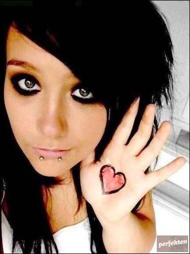 emo-girls-2