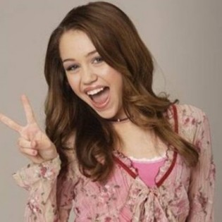 miley-cyrus-biography-43-300x300