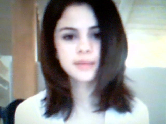 Selena Gomez Live Chat (48)