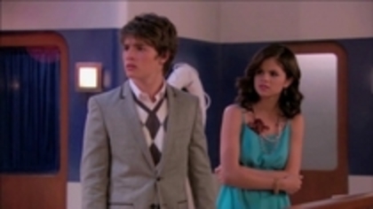 wizards of waverly place alex gives up screencaptures (102)