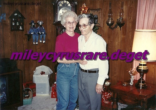 my grandmonther and my grandfather - a very rare pics with miley grandparents