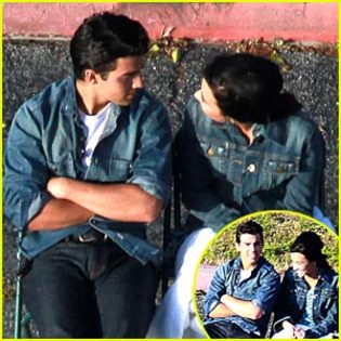 joe-jonas-demi-lovato-shoot