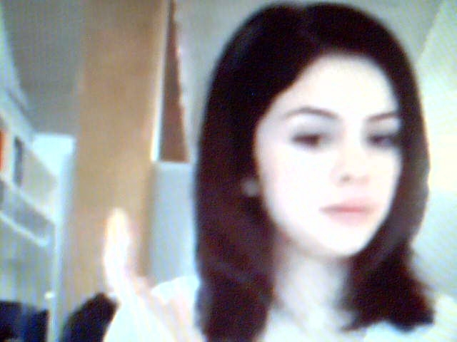 Selena Gomez Live Chat (81)