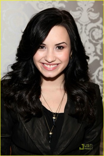 Demi Lovato 10. - Demi Lovato