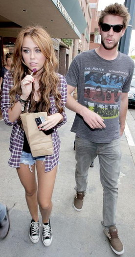 with liam 1 - x Miley personal pics