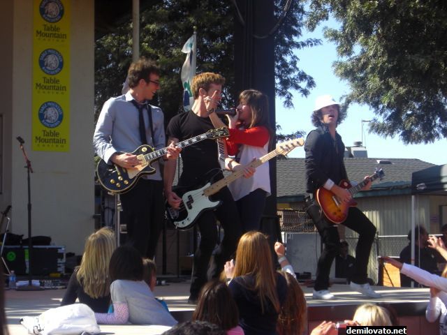 04 - Fresno Fair - October 11th 2008