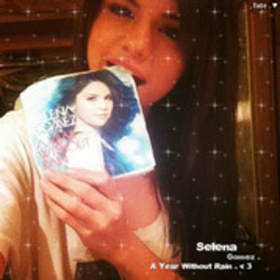 Selly Gomez is my angel (565) - Some pics with Selly