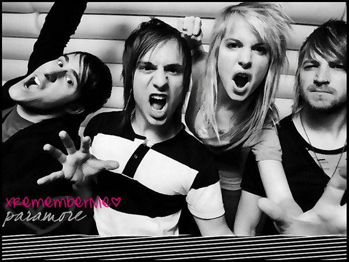 ♥ Paramore !<