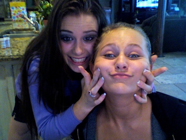 \'come onnn smile for me..\' xD - Webcam with my cousin Marye