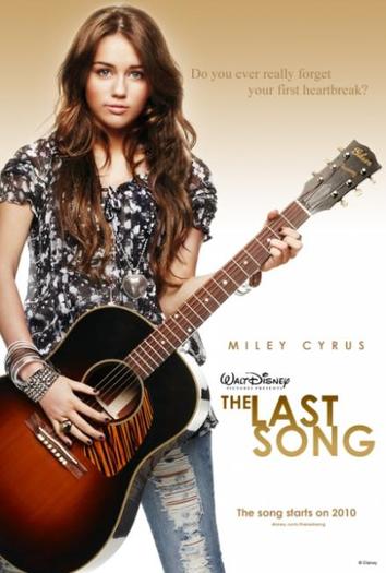 miley-cyrus-the-last-song-fan-pic