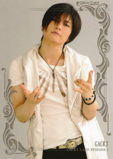 GACKT-gackt-27268735-511-720